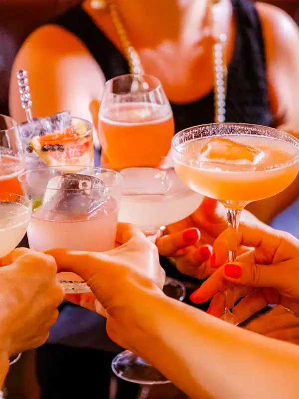 Bachelorette/Bachelor